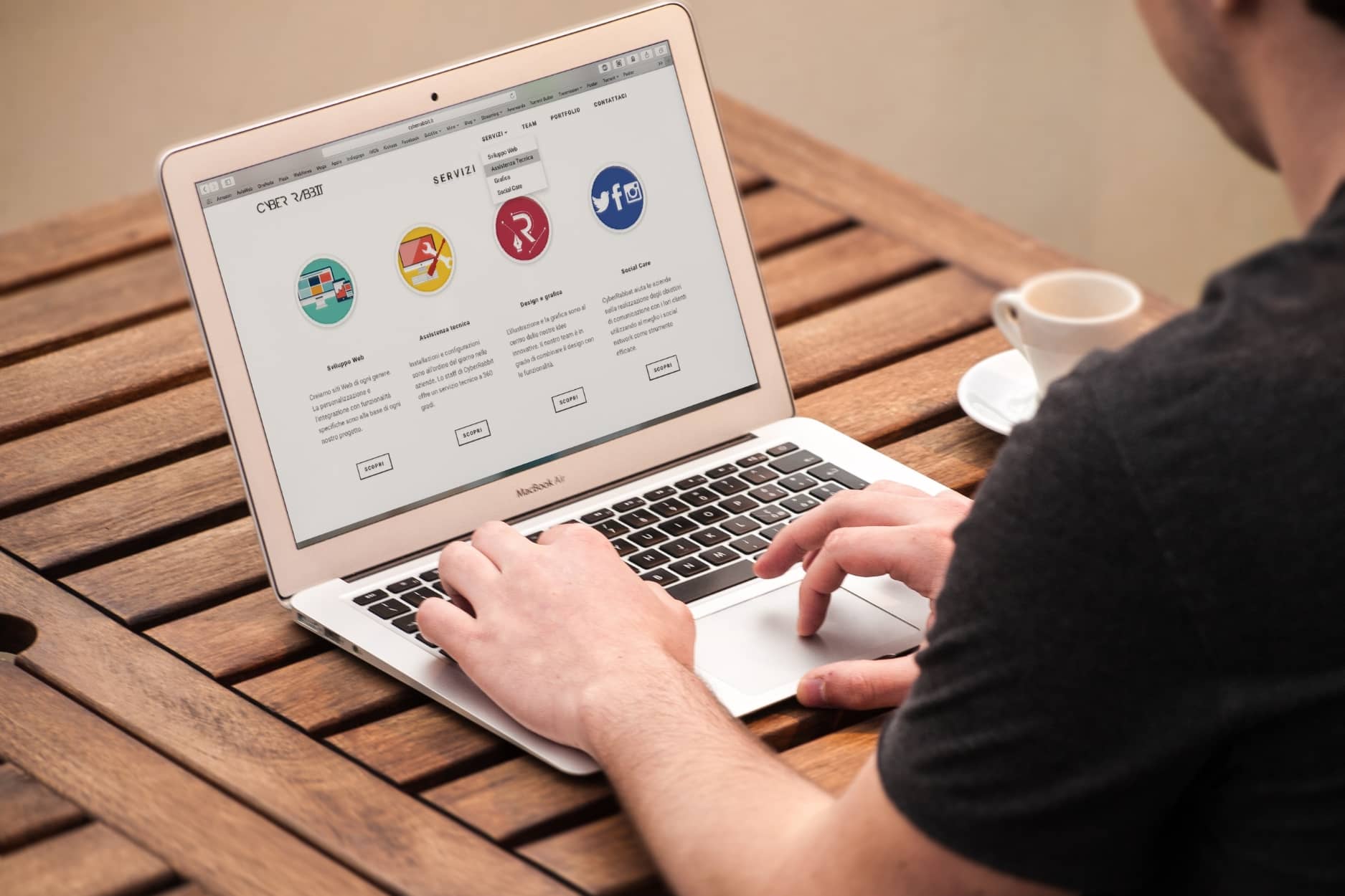 Responsive Web Design in 2025: Why It’s a Must for Mobile SEO